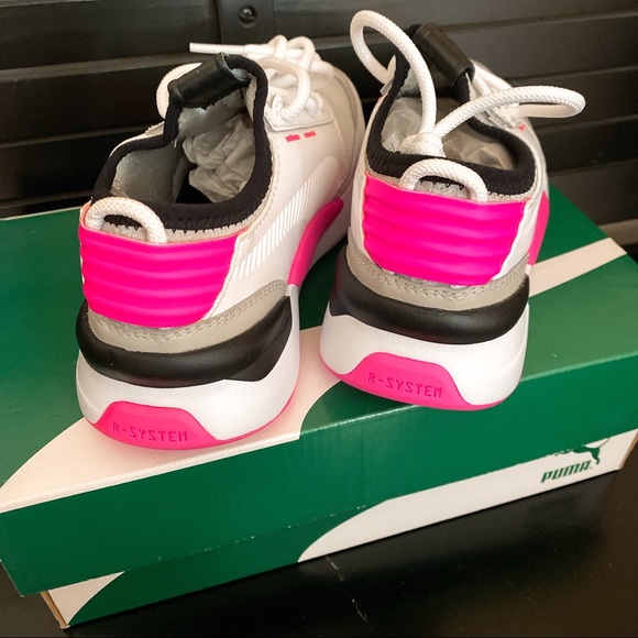 Puma Sneakers - Picture 3 of 5